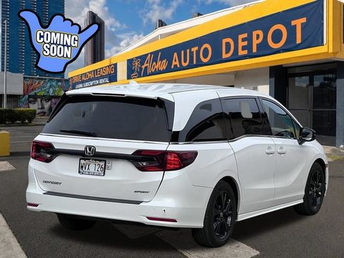 Used 2023 Honda Odyssey Sport image 5