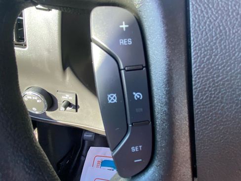 Used 2025 Chevrolet Express 2500 Extended w/ Communications Package image 24