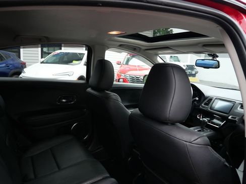 Used 2017 Honda HR-V EX-L image 24