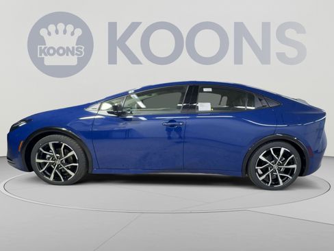 New 2026 Toyota Prius Plug-In Hybrid FWD image 7