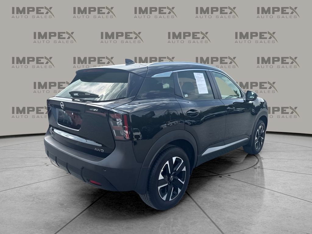 Used 2026 Nissan Kicks SV w/ SV Premium Package AWD/4WD image 3