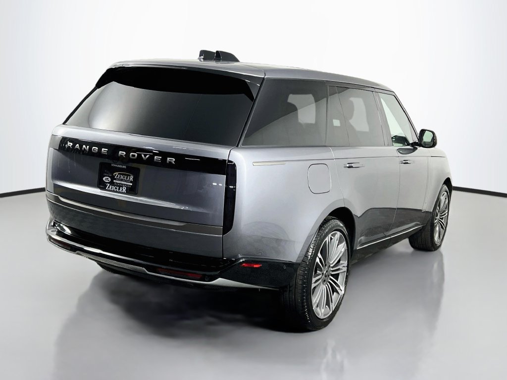 Used 2025 Land Rover Range Rover Long Wheelbase SE AWD/4WD image 5