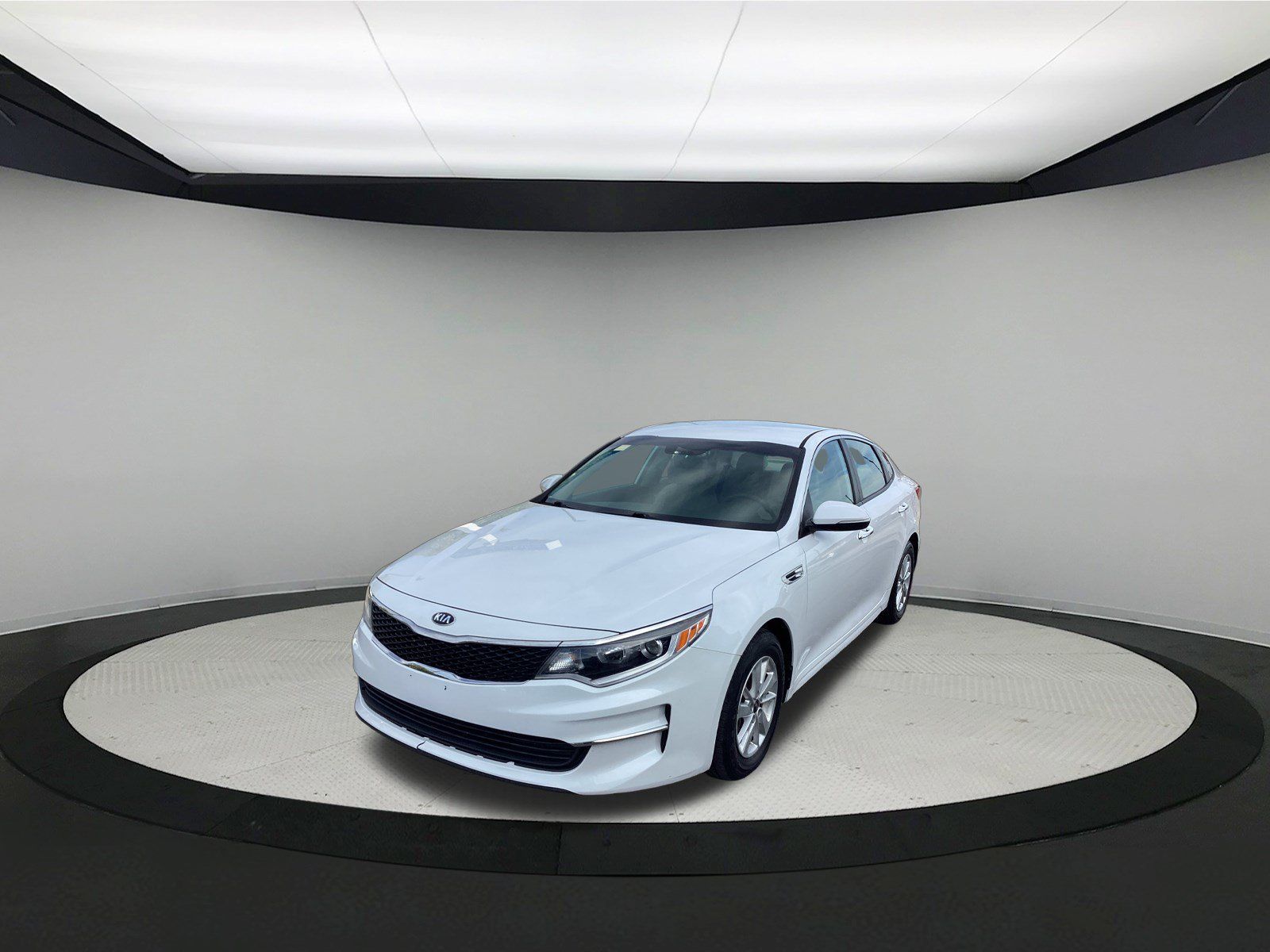 Used 2017 Kia Optima LX FWD image 4