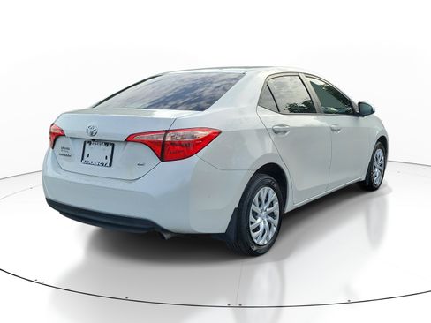 Used 2019 Toyota Corolla LE FWD image 6