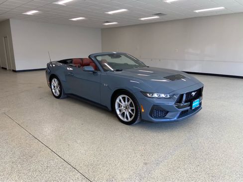 Used 2024 Ford Mustang GT Premium image 8