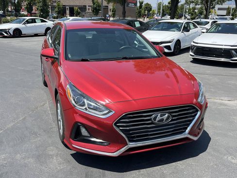Used 2018 Hyundai Sonata SE FWD image 4