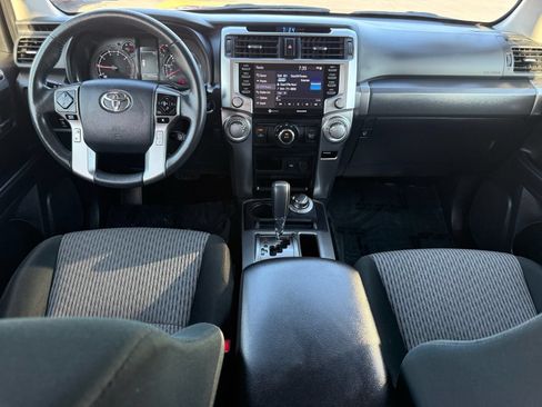 Used 2024 Toyota 4Runner SR5 AWD/4WD image 28