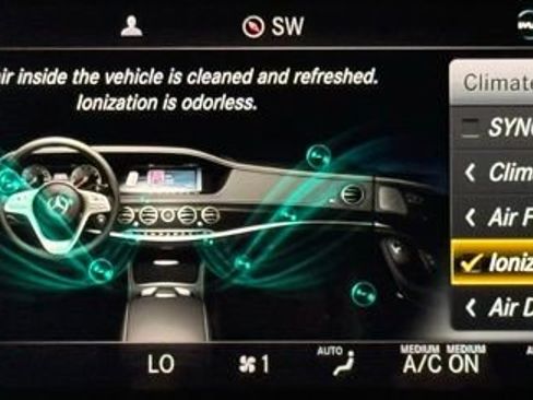 Used 2019 Mercedes-Benz Maybach S 560 4MATIC image 54