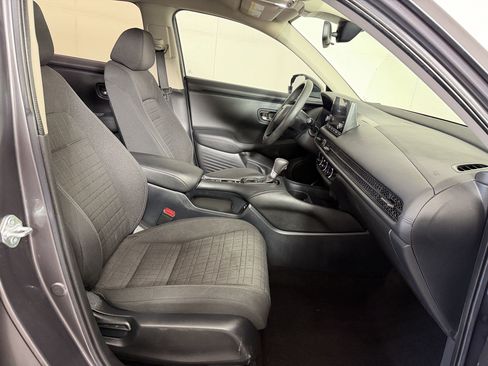 Used 2023 Honda HR-V LX image 23