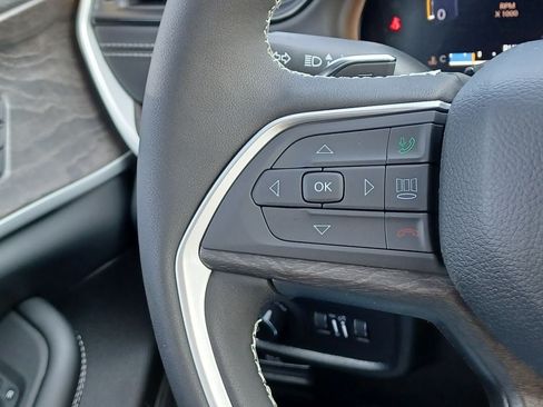 New 2026 Jeep Grand Cherokee L Limited AWD/4WD image 13
