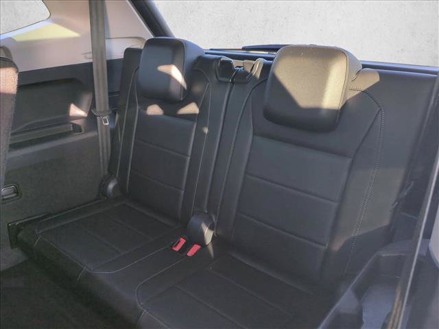 Used 2019 Volkswagen Tiguan SE w/ Panoramic Sunroof Package FWD image 28