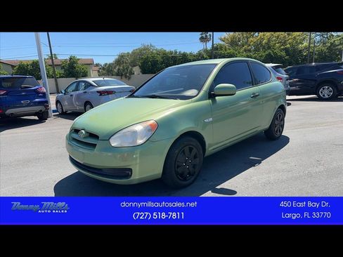 Used 2011 Hyundai Accent GS FWD image 1