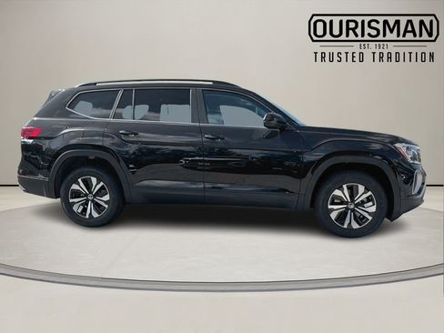 New 2026 Volkswagen Atlas SE image 3