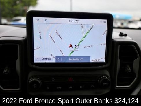 Used 2022 Ford Bronco Sport Outer Banks w/ Tech Package AWD/4WD image 6
