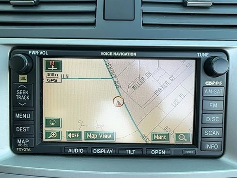 Used 2005 Toyota Solara SLE image 10