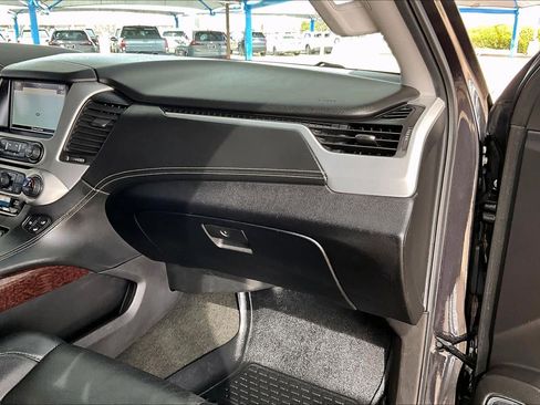 Used 2016 GMC Yukon SLT w/ Open Road Package image 18