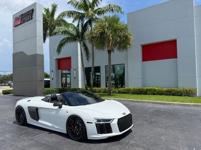 Used 2017 Audi R8 V10 w/ Carbon Exterior Package