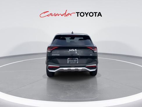 Used 2024 Kia Sportage LX image 7