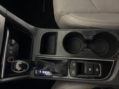 Used 2016 Hyundai Sonata Limited w/ Option Group 05 FWD image 19