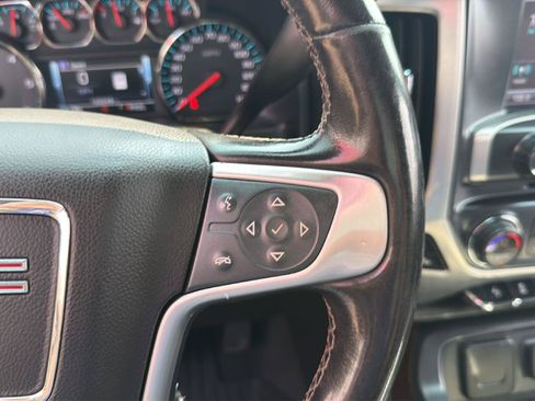 Used 2018 GMC Sierra 1500 SLT AWD/4WD image 15