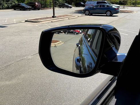 Certified 2024 Jeep Grand Cherokee L Limited w/ Luxury Tech Group II image 31