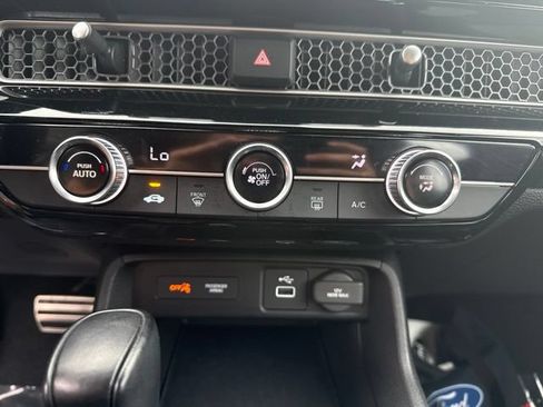 Used 2022 Honda Civic Sport image 17