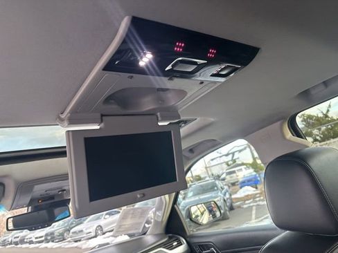 Used 2017 Chevrolet Tahoe LT image 35