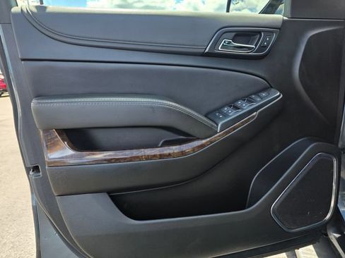 Used 2019 Chevrolet Tahoe LS AWD/4WD image 18