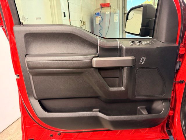 Used 2019 Ford F150 XLT w/ Equipment Group 302A Luxury AWD/4WD image 6