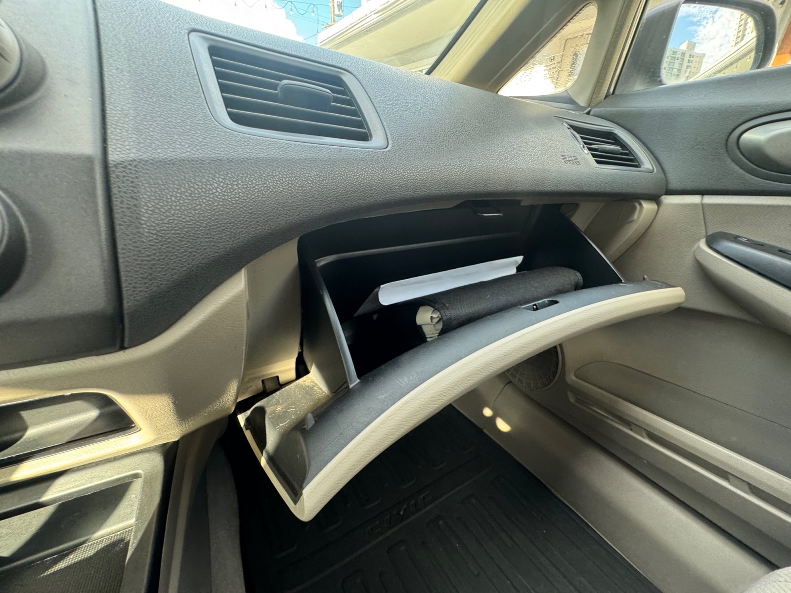 Used 2011 Honda Civic LX image 21