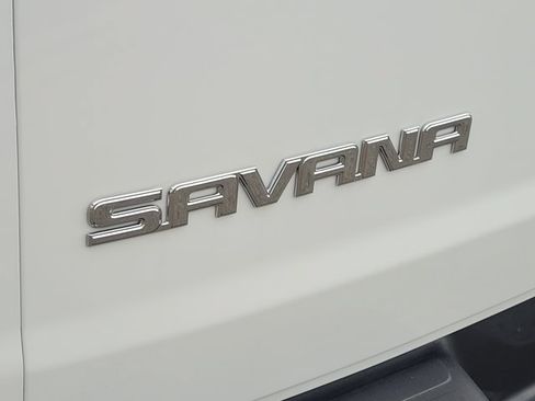 Used 2025 GMC Savana 2500 Extended w/ Driver Convenience Package RWD image 8