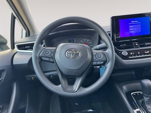 Used 2023 Toyota Corolla LE image 12