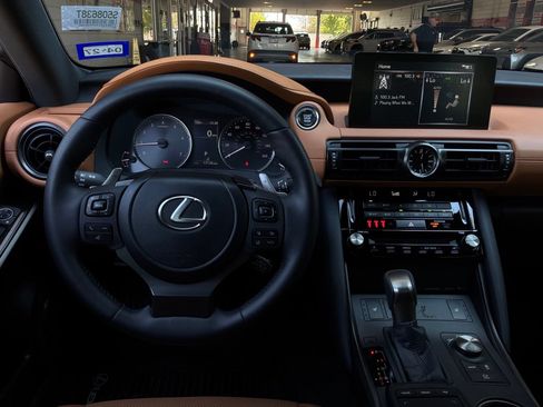 Used 2025 Lexus IS 350 F Sport w/ Accessory Package RWD image 15