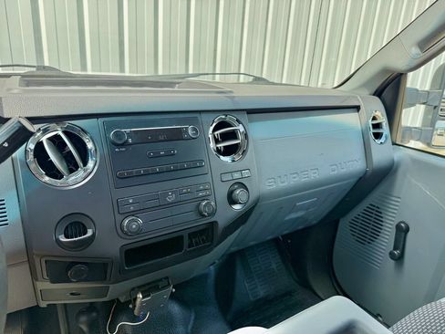 Used 2012 Ford F250 XL AWD/4WD image 22