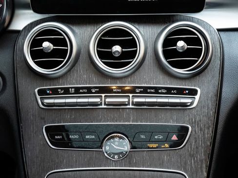Used 2019 Mercedes-Benz C 300 Sedan image 22