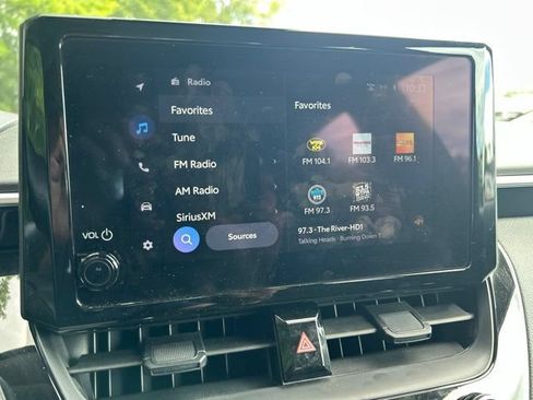 Used 2025 Toyota Corolla LE FWD image 20