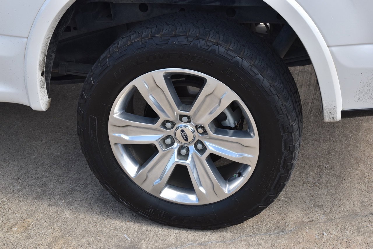 Used 2018 Ford F150 Platinum w/ Equipment Group 701A Luxury AWD/4WD image 10