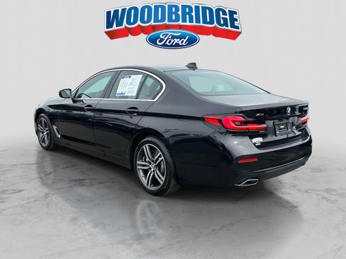 Used 2023 BMW 530i xDrive w/ Premium Package image 5