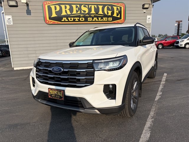 Used 2026 Ford Explorer Active w/ Active Comfort Package AWD/4WD image 2