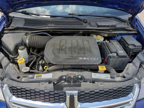 Used 2018 Dodge Grand Caravan SE w/ UConnect Hands-Free Group FWD image 26