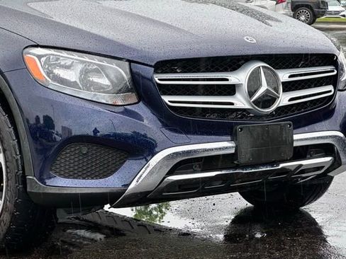 Certified 2019 Mercedes-Benz GLC 300 4MATIC image 2