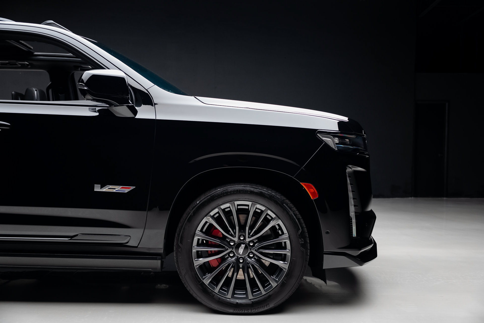 Used 2023 Cadillac Escalade ESV V AWD/4WD image 40