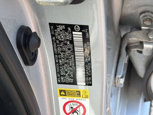 Used 2014 Lexus CT 200h FWD image 28
