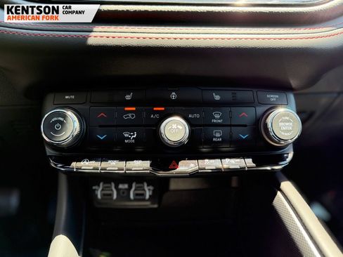 Used 2026 Dodge Durango GT AWD/4WD image 21