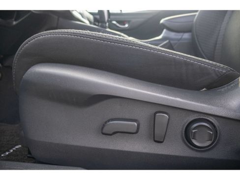 Certified 2025 Subaru Outback Premium AWD/4WD image 16
