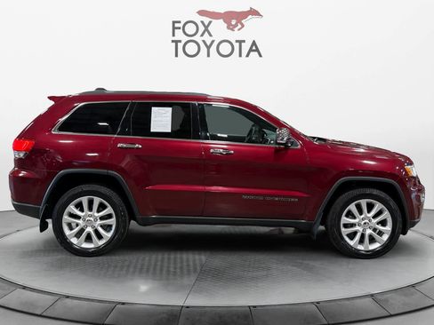 Used 2017 Jeep Grand Cherokee Limited image 7