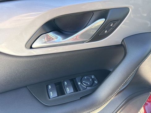 Certified 2025 Chevrolet Blazer LT w/ Driver Confidence Package image 15