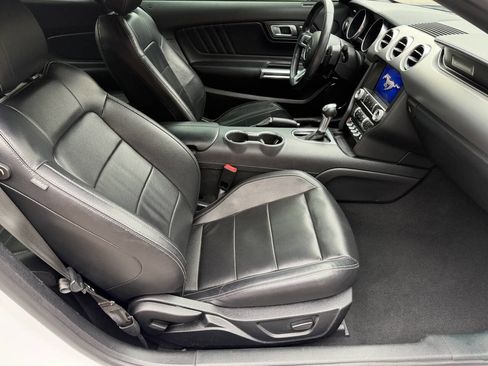 Used 2021 Ford Mustang Premium image 11
