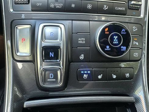 Used 2023 Hyundai Santa Fe Limited AWD/4WD image 18