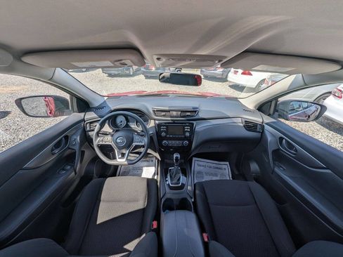 Used 2018 Nissan Rogue Sport S w/ S Appearance Package image 27